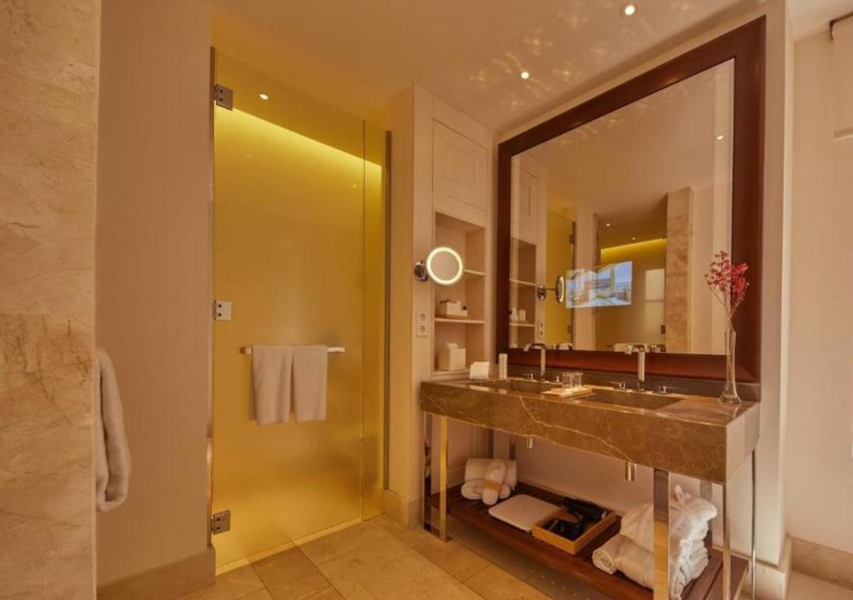 CAP VERMELL GRAND HOTEL