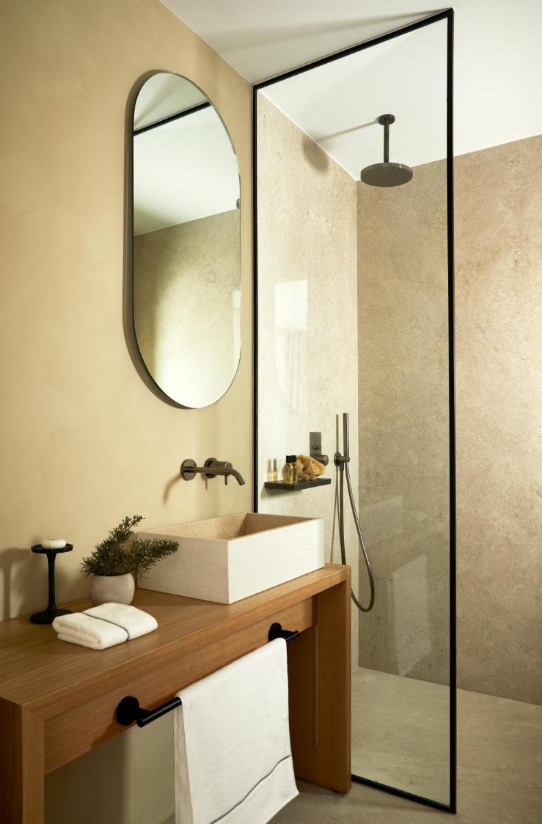 PAROCKS Luxury Hotel & Spa