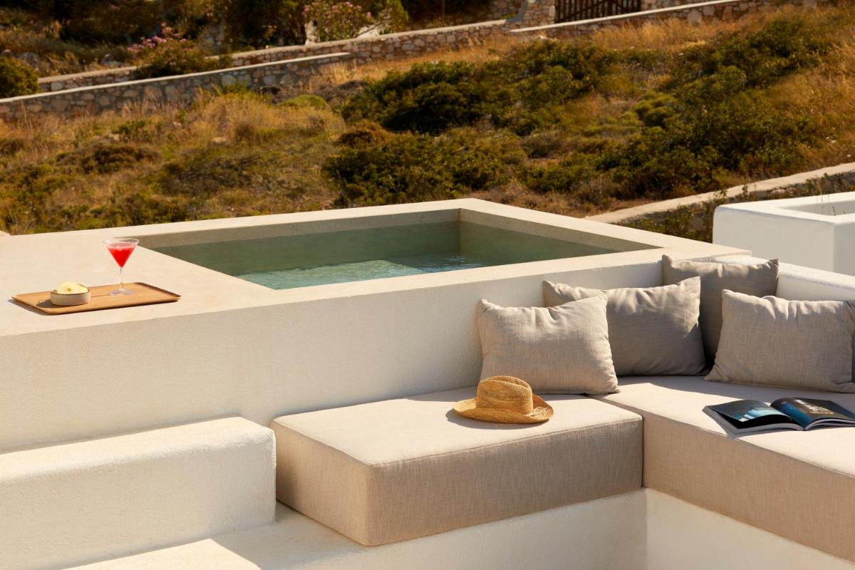 PAROCKS Luxury Hotel & Spa