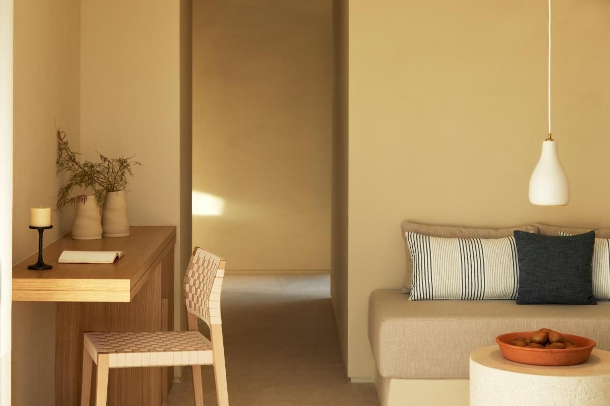 PAROCKS Luxury Hotel & Spa