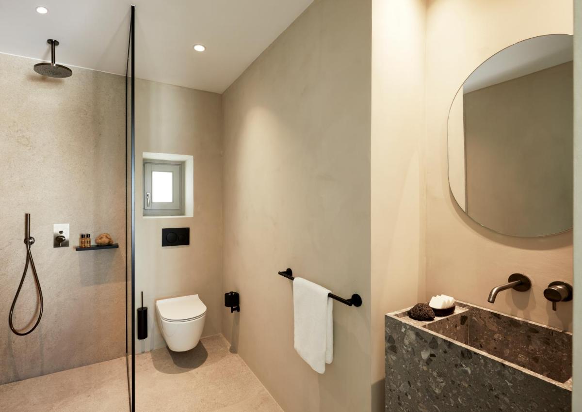 PAROCKS Luxury Hotel & Spa