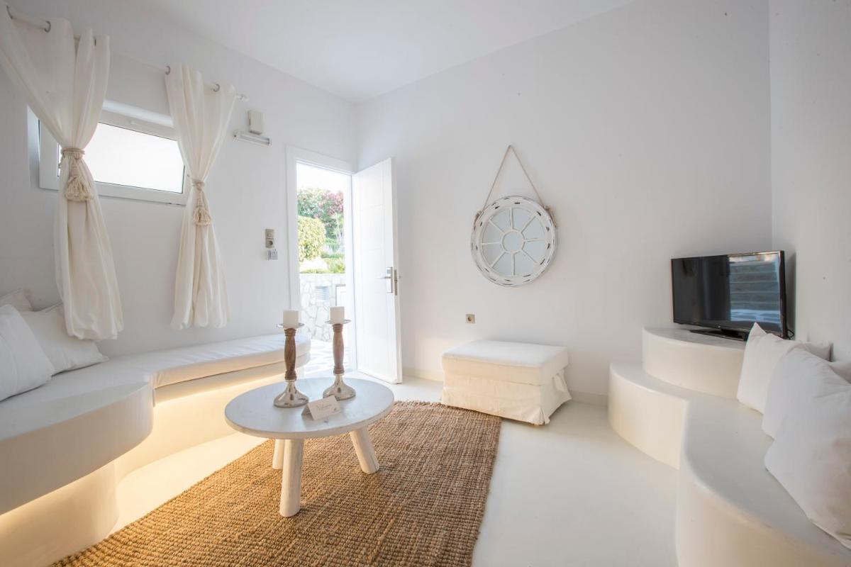 Paros Palace - Adults Only