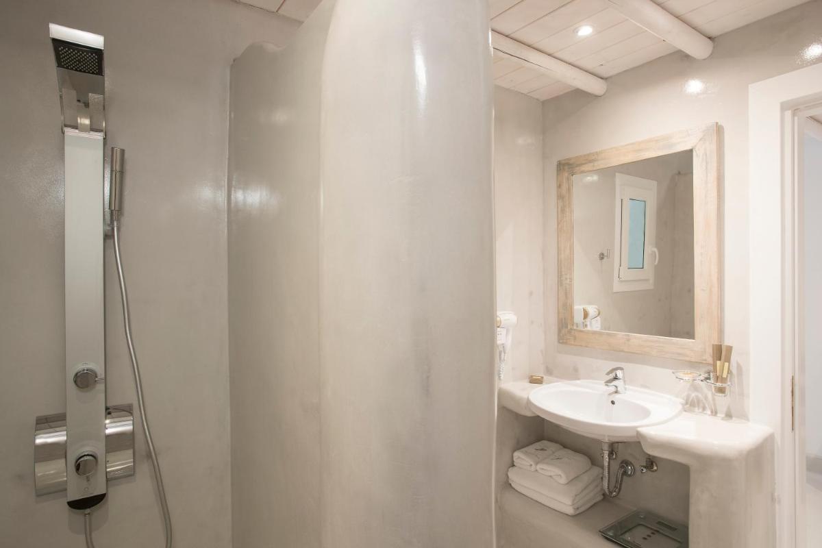 Paros Palace - Adults Only
