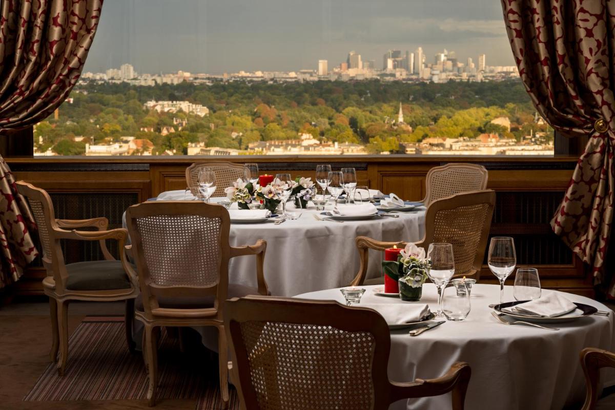 Pavillon Henri IV Hotel Restaurant Gastronomique Terrasse