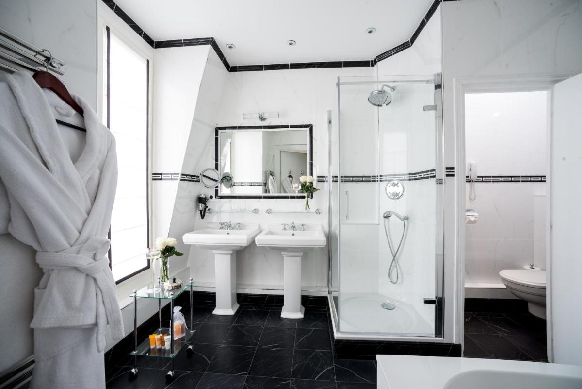 Pavillon Henri IV Hotel Restaurant Gastronomique Terrasse