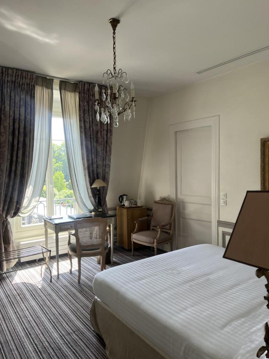 Hôtel Pavillon Henri IV