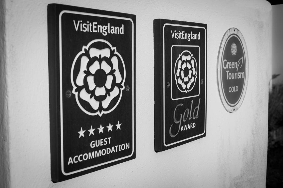 Pendragon Country House