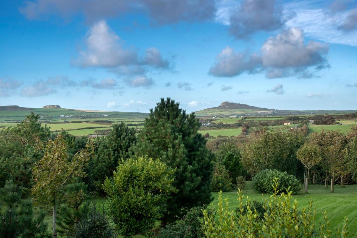 Penrhiw Priory