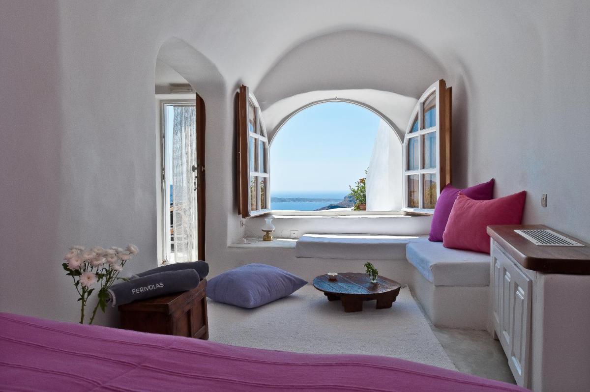 Perivolas Hotel