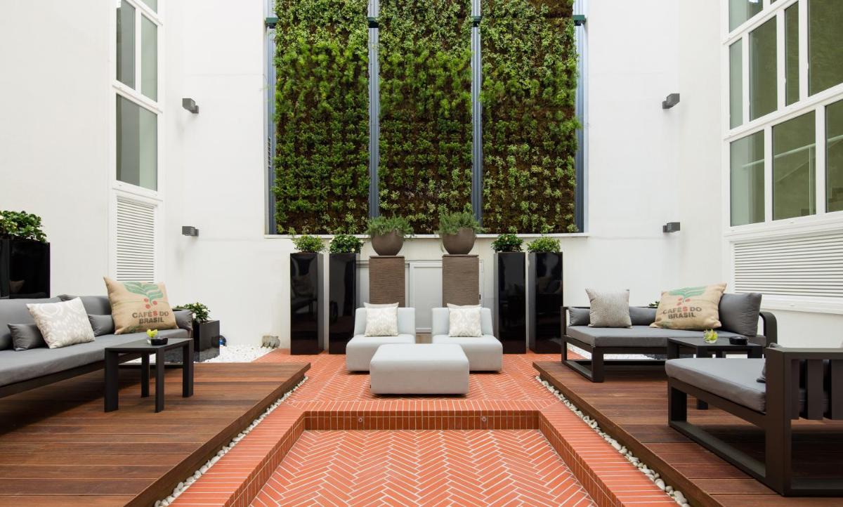 Pestana Porto - A Brasileira, City Center & Heritage Building