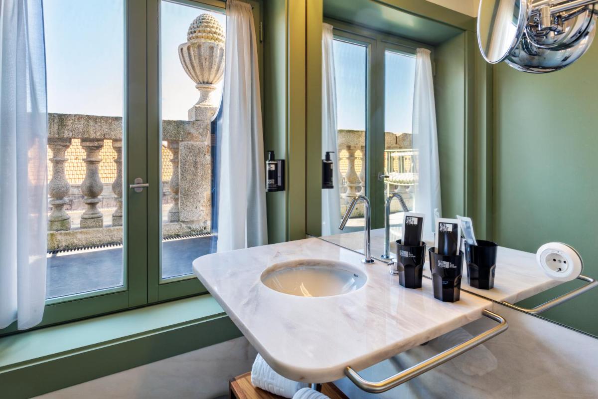 One Shot Aliados Goldsmith