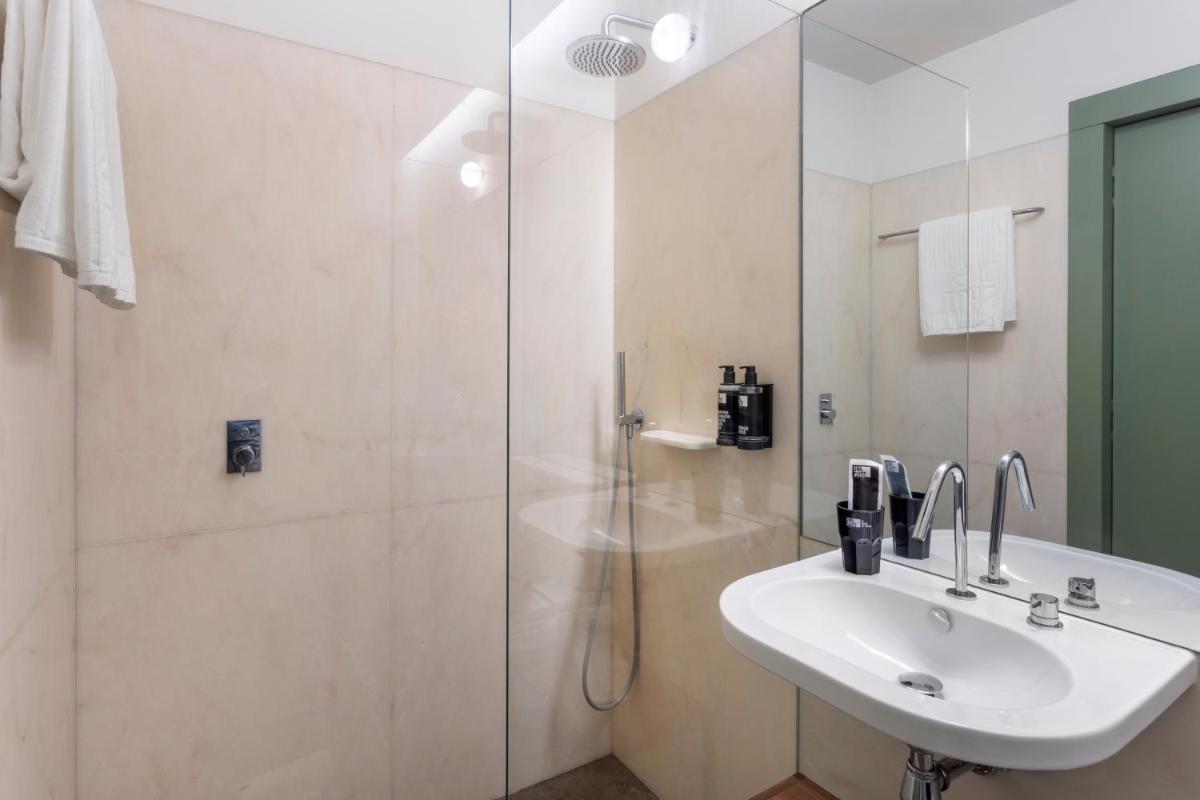 One Shot Aliados Goldsmith