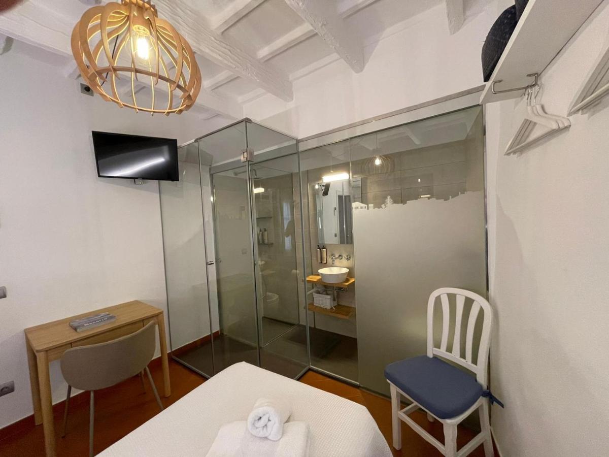 Petit Hotel 5 Fars