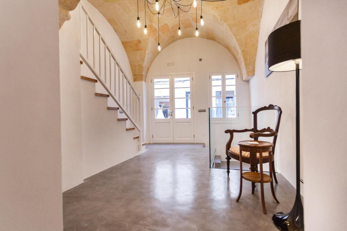 Petit Hotel 5 Fars