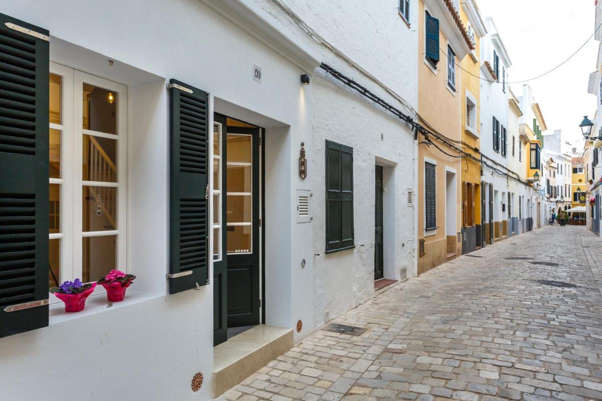 Petit Hotel 5 Fars