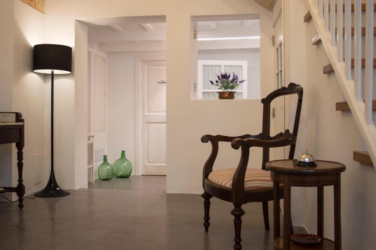 Petit Hotel 5 Fars