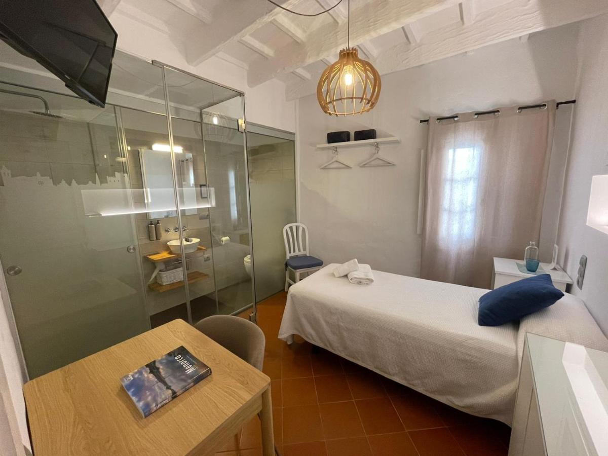 Petit Hotel 5 Fars