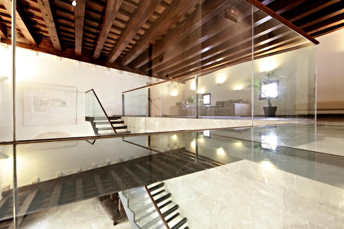 Petit Palace Hotel Tres