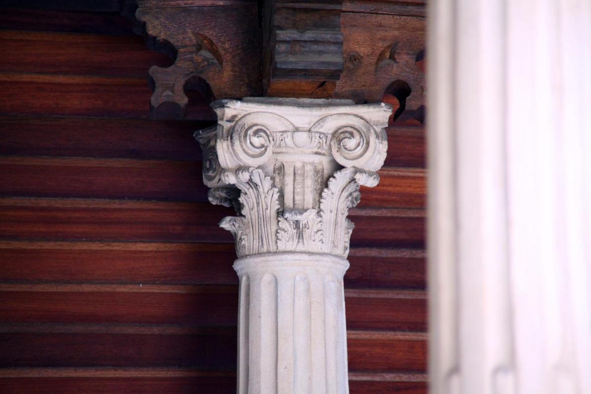 Petit Palace Hotel Tres