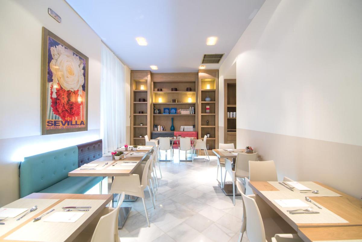 Petit Palace Marques Santa Ana