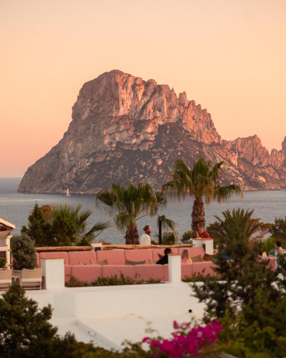 Petunia Ibiza, a Beaumier hotel