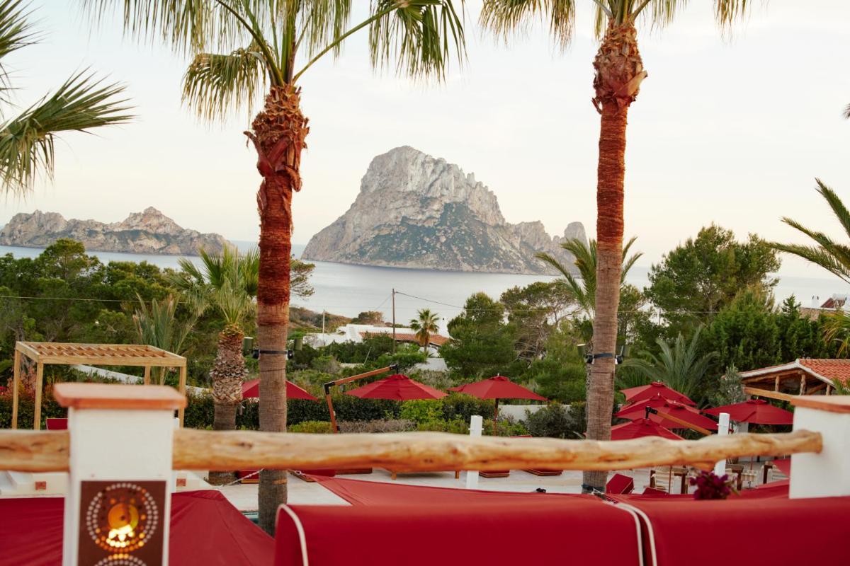 Petunia Ibiza, a Beaumier hotel