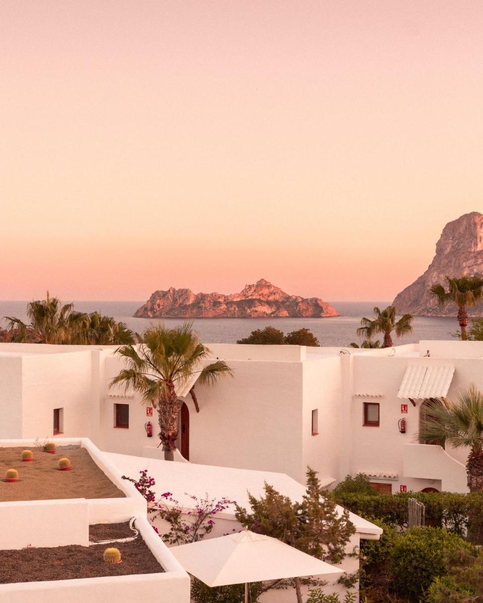 Petunia Ibiza, a Beaumier hotel