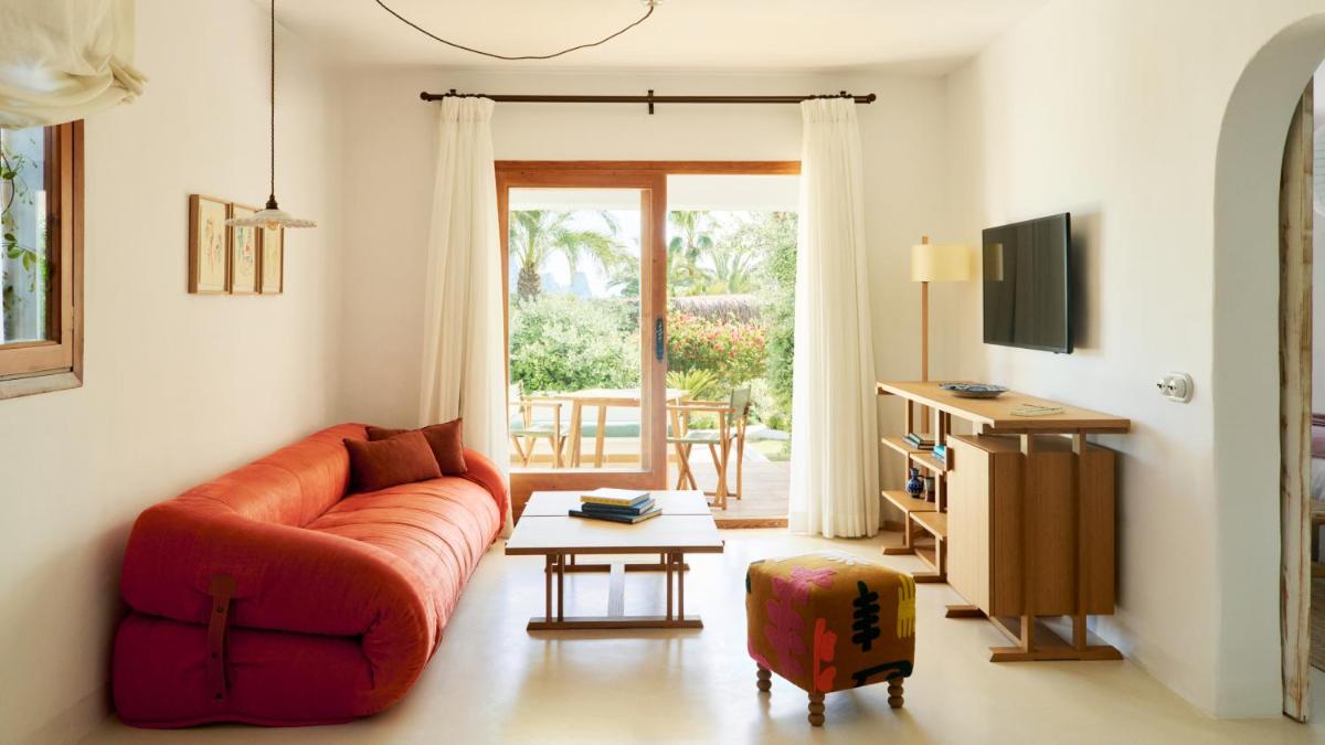 Petunia Ibiza, a Beaumier hotel