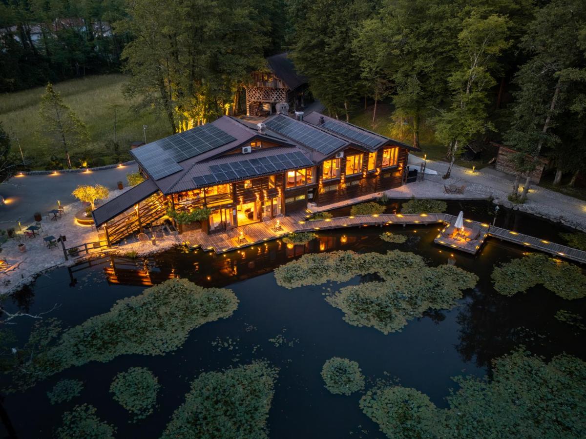 Pikol Lake Village Wine Estate