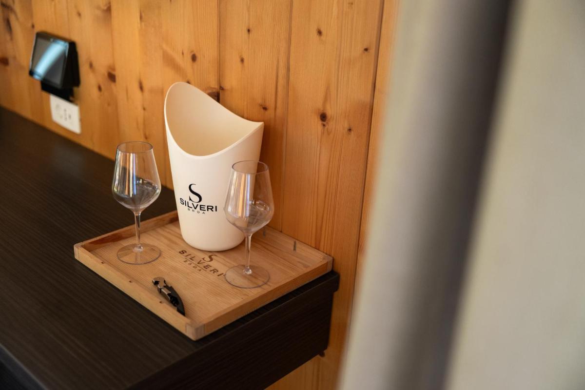 Pikol Lake Village Wine Estate