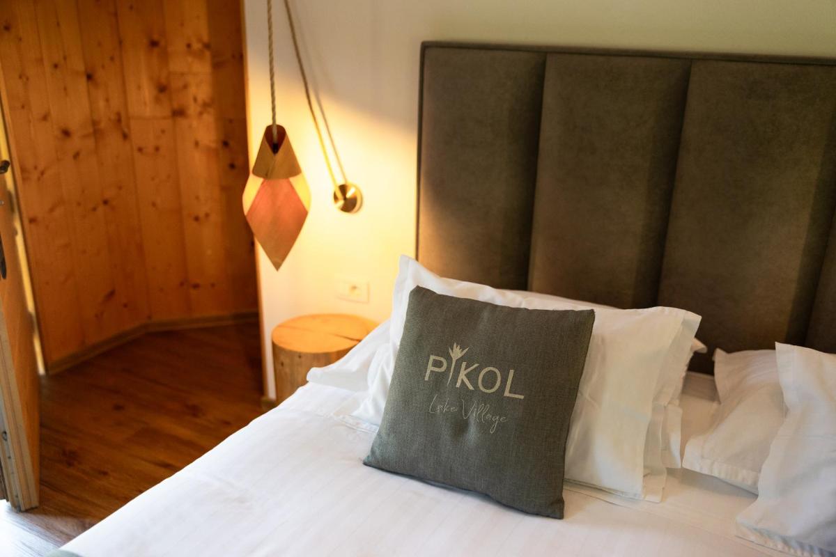Pikol Lake Village Wine Estate