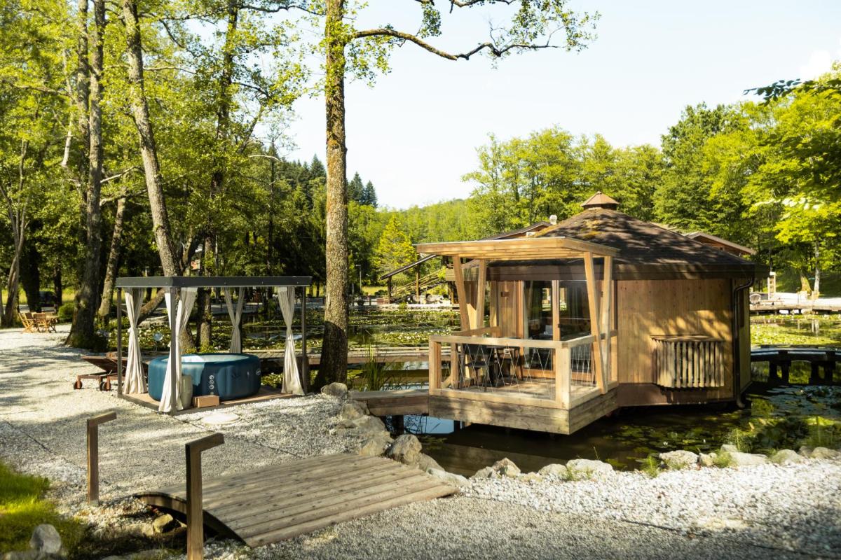 Pikol Lake Village Wine Estate