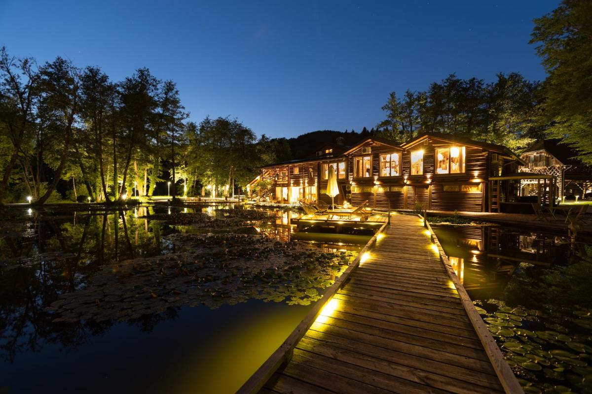 Pikol Lake Village Wine Estate