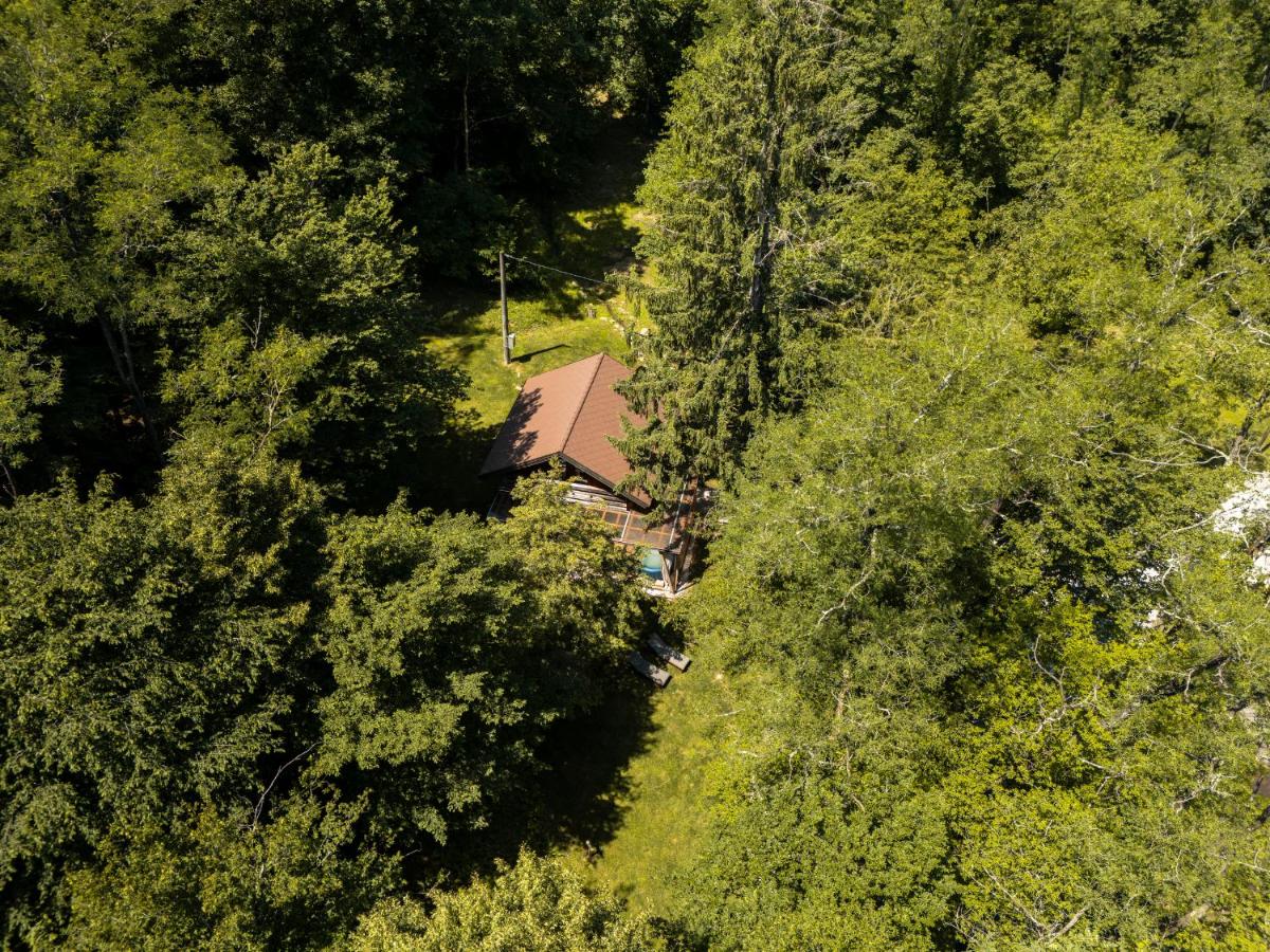 Pikol Lake Village Wine Estate