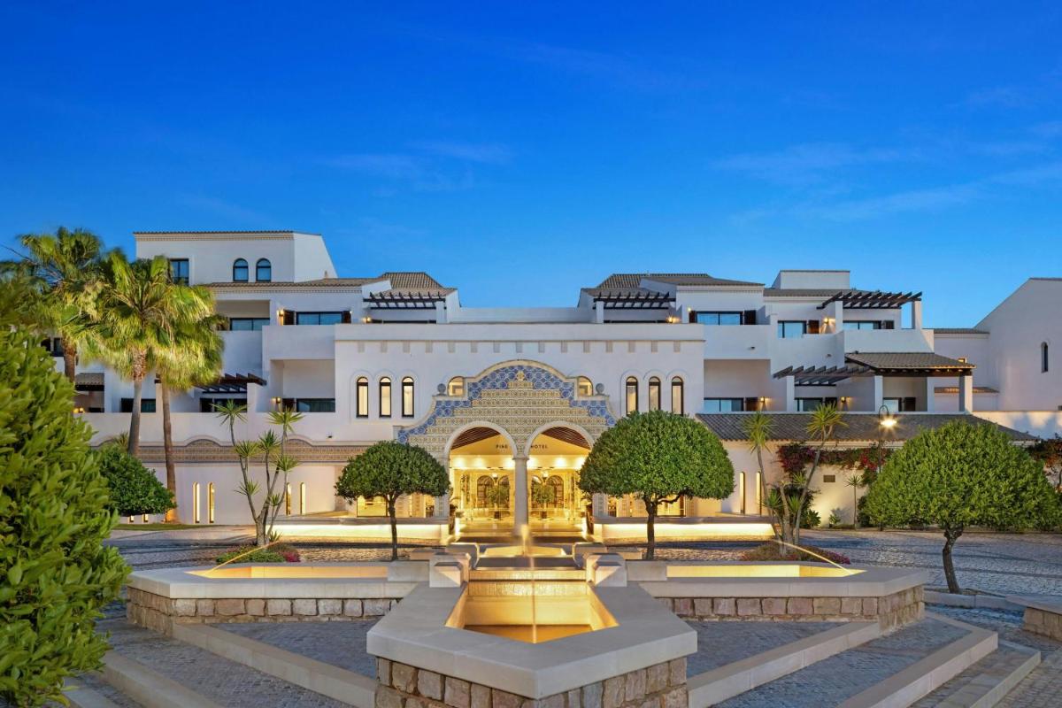 Pine Cliffs Hotel, a Luxury Collection Resort, Algarve