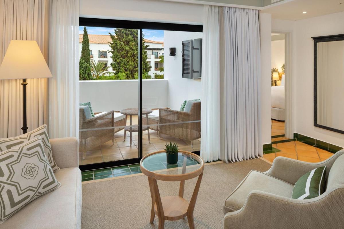 Pine Cliffs Hotel, a Luxury Collection Resort, Algarve