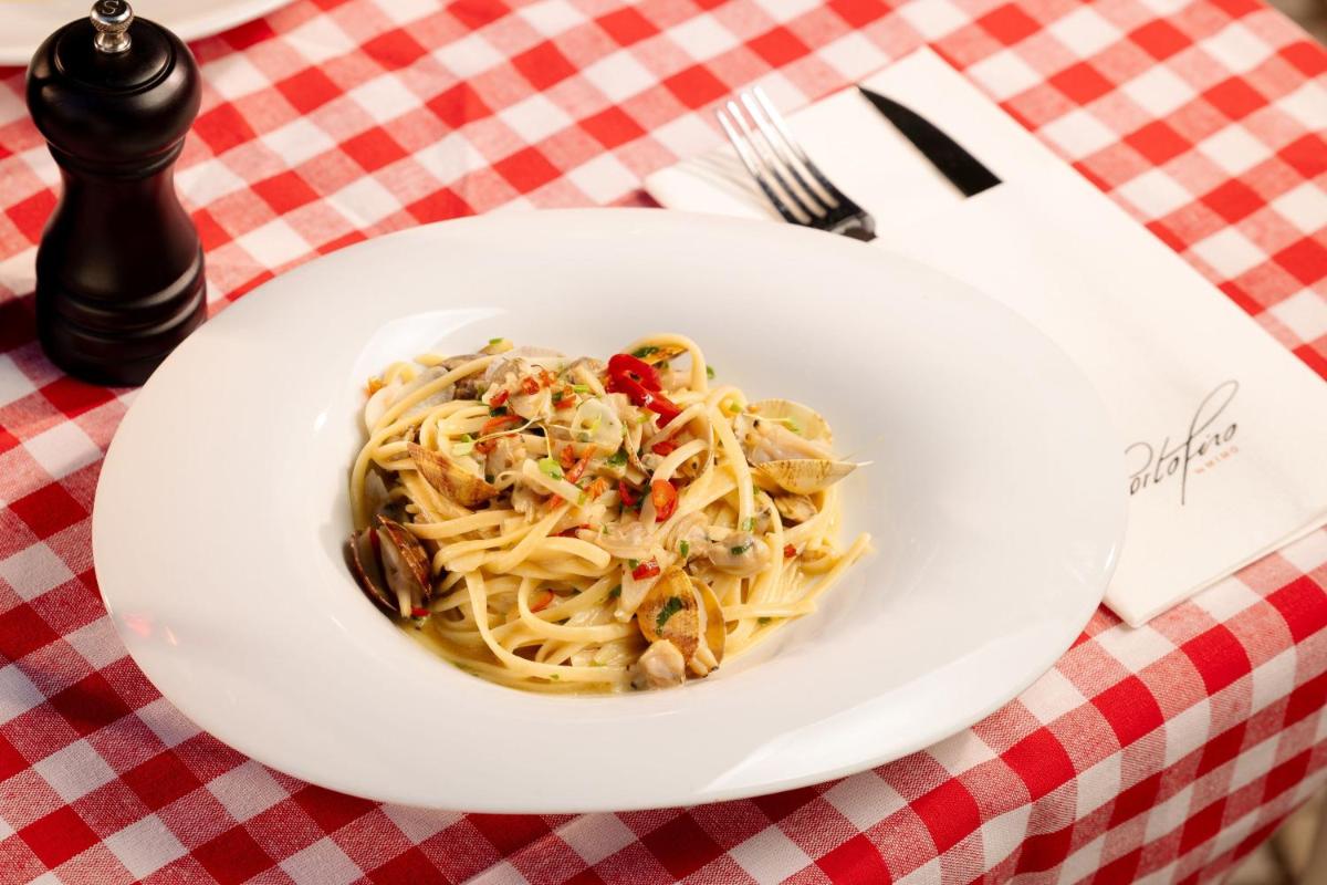 Pine Cliffs Hotel, a Luxury Collection Resort, Algarve