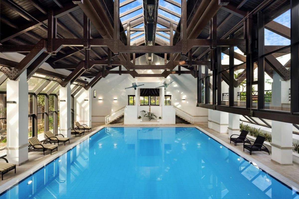 Pine Cliffs Hotel, a Luxury Collection Resort, Algarve