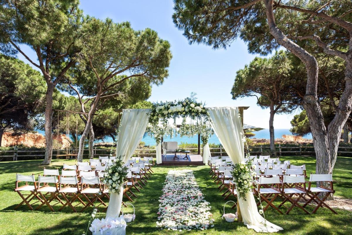 Pine Cliffs Hotel, a Luxury Collection Resort, Algarve