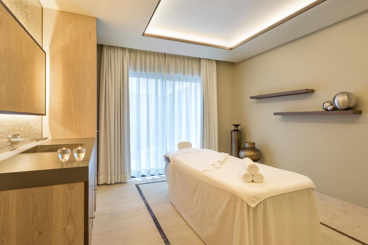 Pine Cliffs Hotel, a Luxury Collection Resort, Algarve