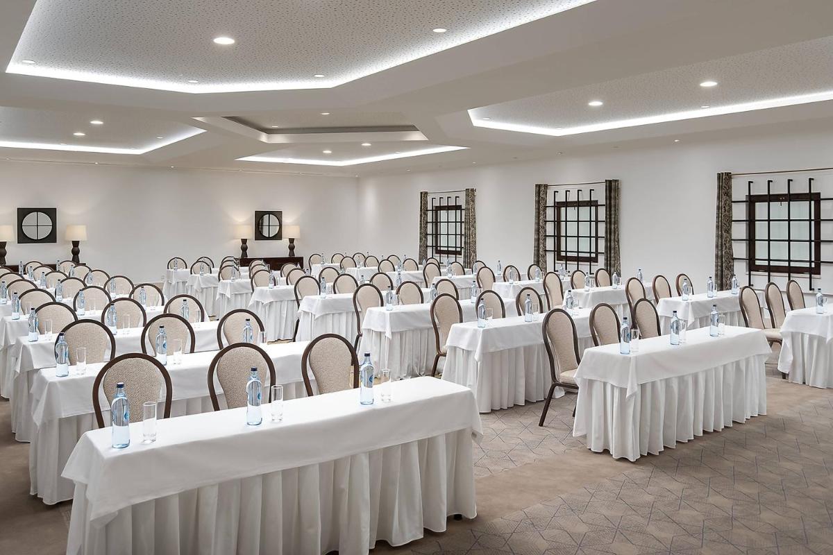Pine Cliffs Hotel, a Luxury Collection Resort, Algarve