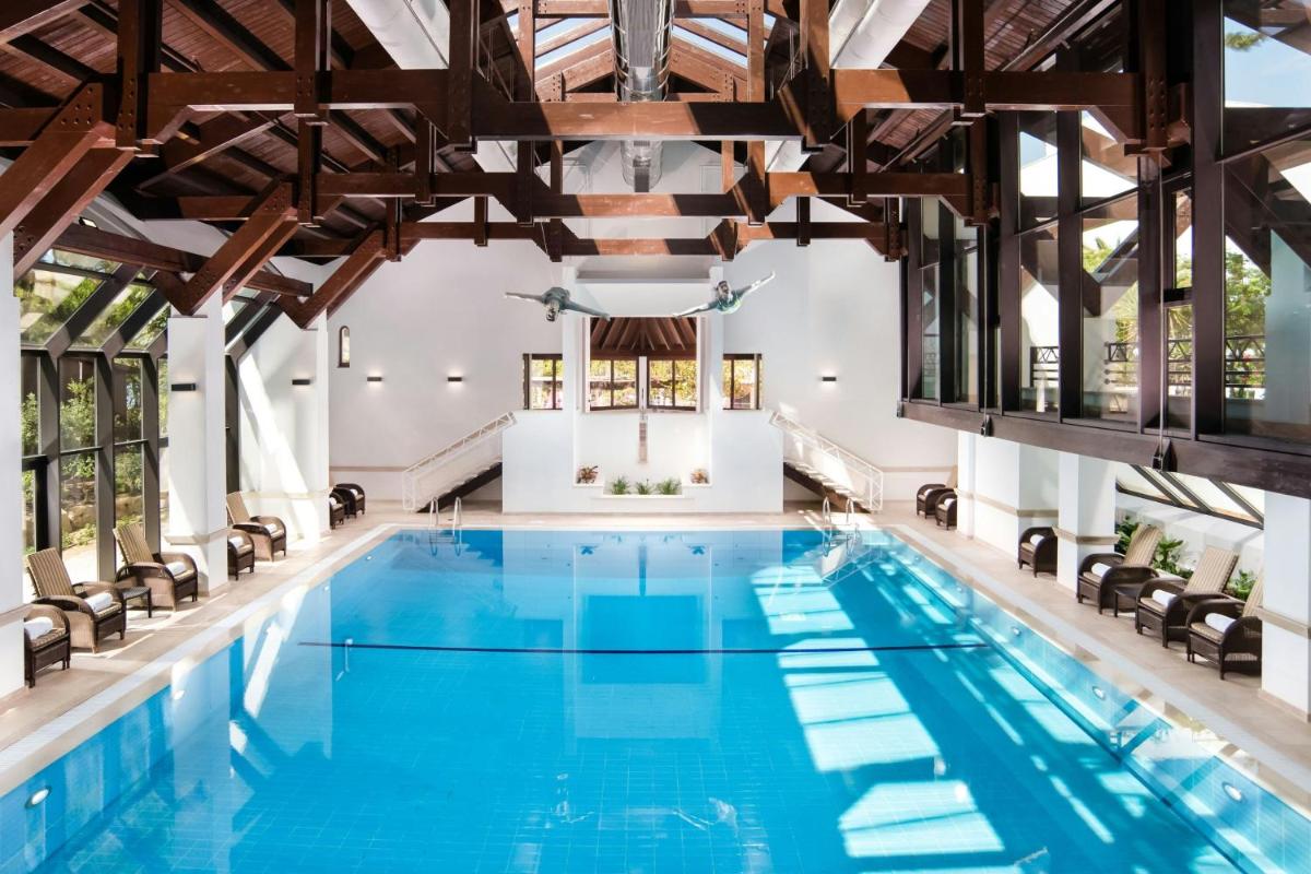 Pine Cliffs Hotel, a Luxury Collection Resort, Algarve