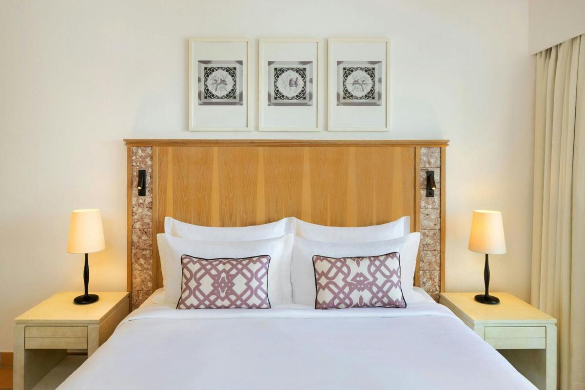 Pine Cliffs Ocean Suites, a Luxury Collection Resort & Spa, Algarve