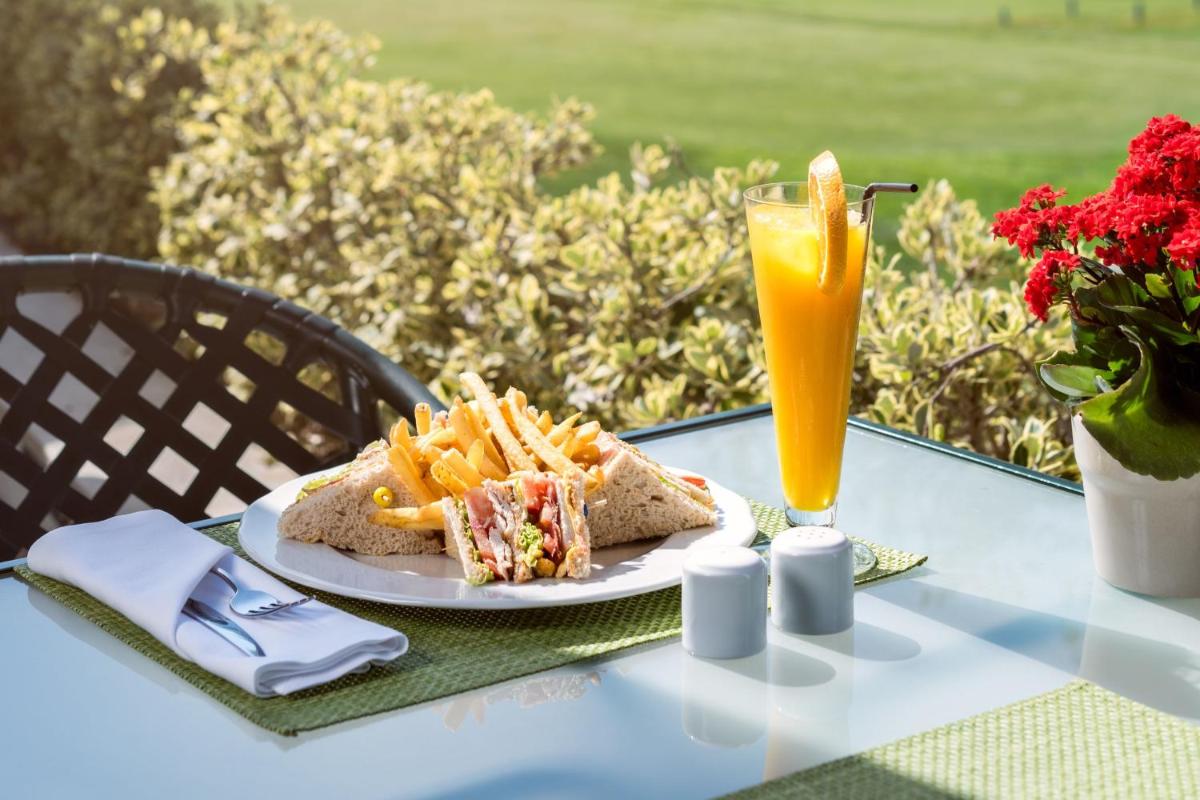 Pine Cliffs Ocean Suites, a Luxury Collection Resort & Spa, Algarve