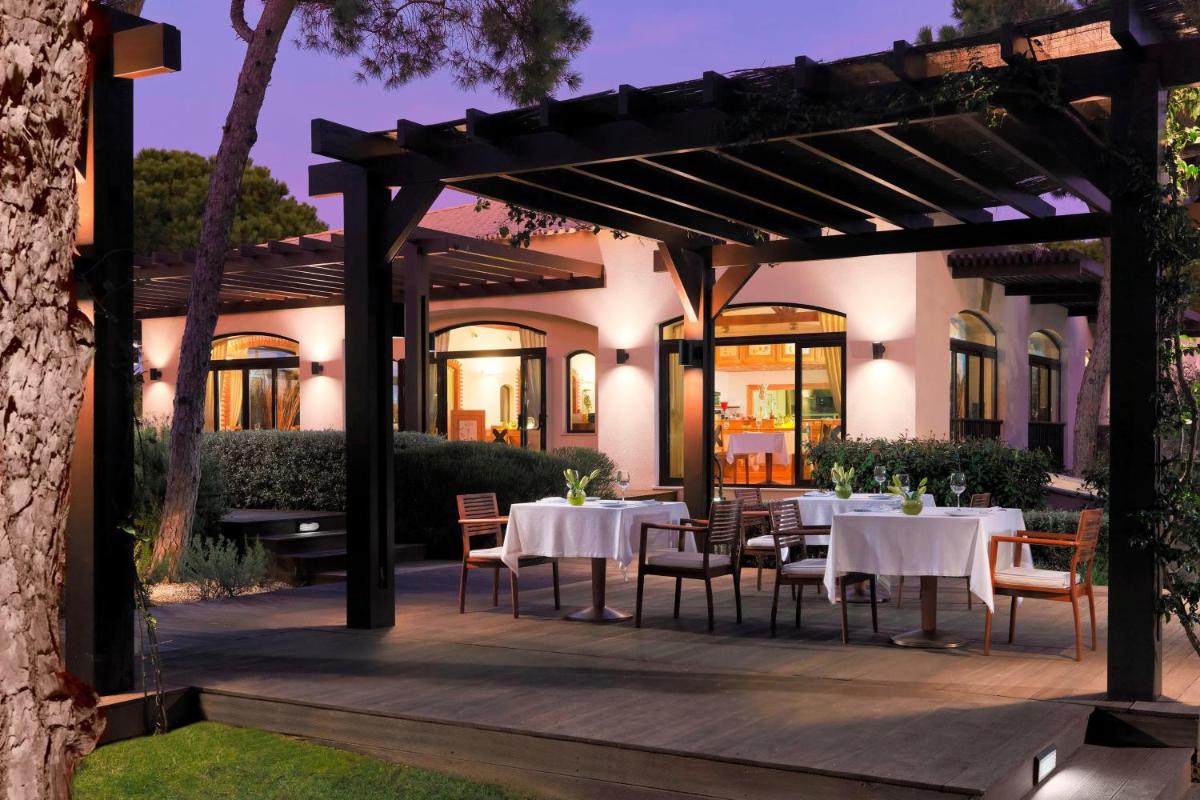 Pine Cliffs Ocean Suites, a Luxury Collection Resort & Spa, Algarve