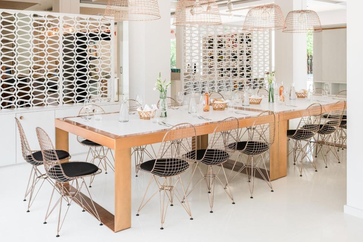 Pine Cliffs Ocean Suites, a Luxury Collection Resort & Spa, Algarve