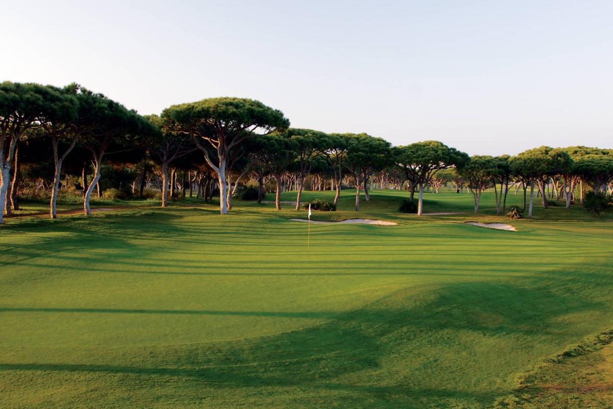 Pine Cliffs Ocean Suites, a Luxury Collection Resort & Spa, Algarve