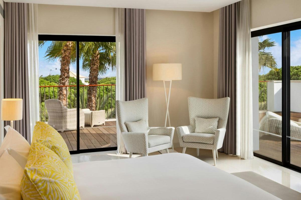 Pine Cliffs Ocean Suites, a Luxury Collection Resort & Spa, Algarve