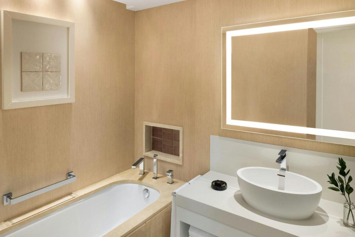 Pine Cliffs Ocean Suites, a Luxury Collection Resort & Spa, Algarve