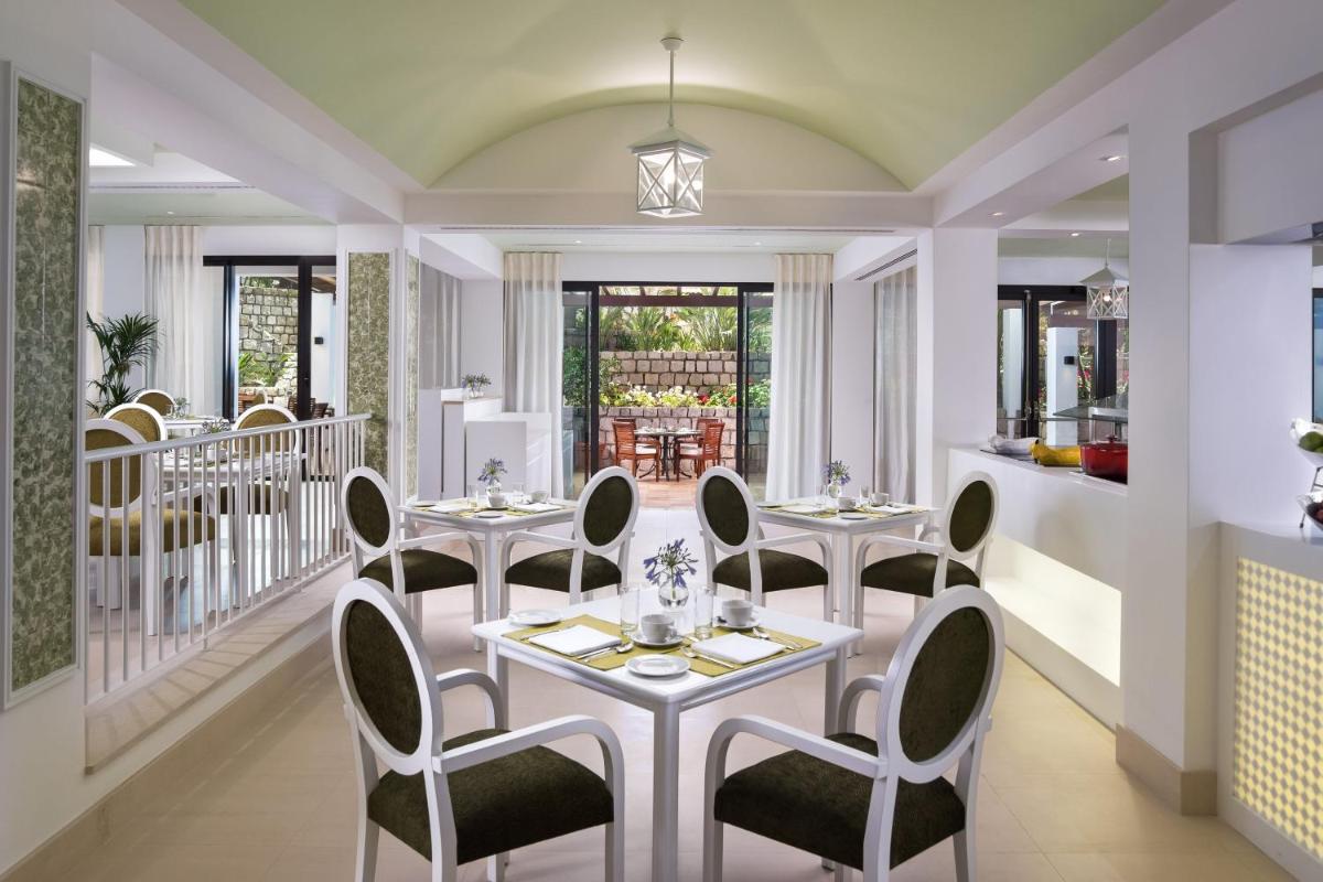 Pine Cliffs Ocean Suites, a Luxury Collection Resort & Spa, Algarve